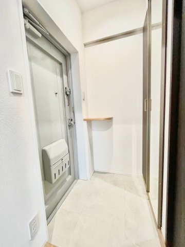 池袋ＳＹマンションの玄関|2026.07.27撮影

現地ご見学希望・資料請求などお気軽にお問い合わせ下さい！
03-5990-5201