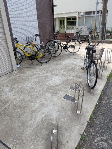 【その他共用部分】 | リンクスクエア船橋 | 駐輪場です