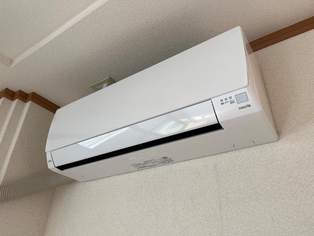 菊池郡菊陽町大字津久礼のアパートの設備|エアコン