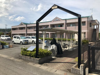 【駐車場】 | アルマ館　Ⅲ | 外観写真（昼）