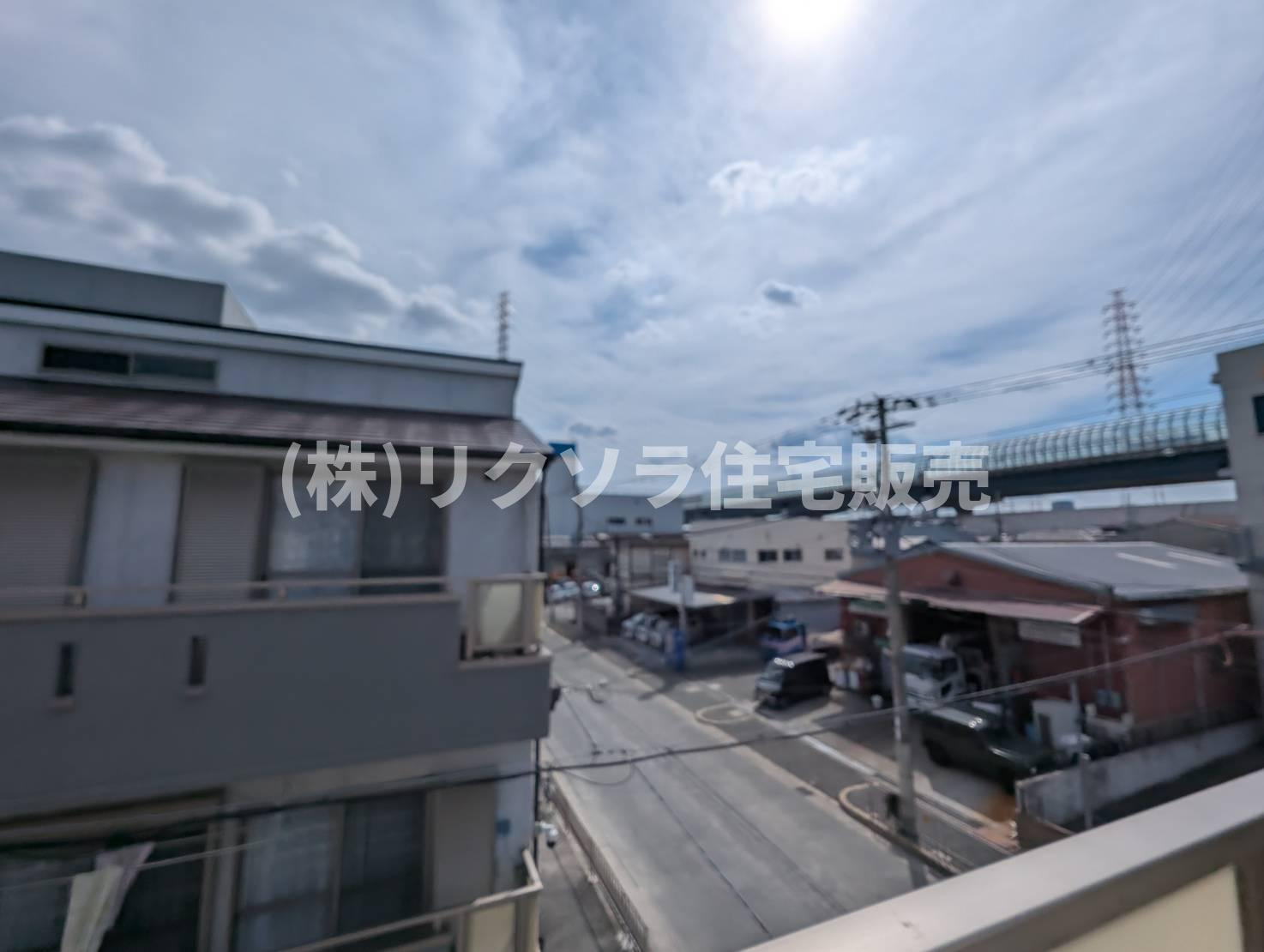 門真市四宮　一戸建ての展望|AIにて残置物を消して掲載しております。
居住中につき家具・残置物等ございます。
