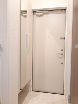 【玄関】 | アベニール九の城