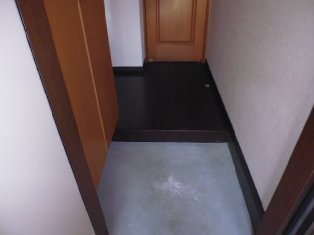 コルサKの玄関