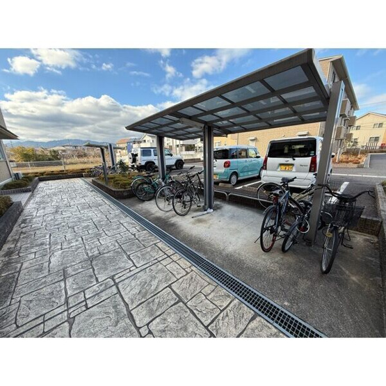 【その他共用部分】 | レークタウン A棟 A | 自転車置き場です