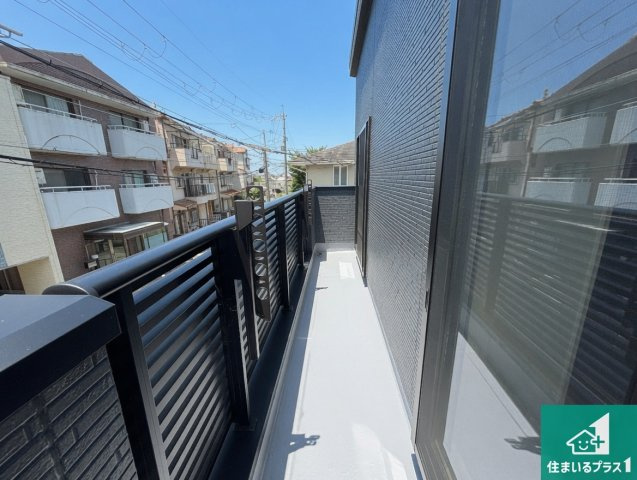 豊中市螢池南町　第2期　新築一戸建てのバルコニー|日当たりのよいバルコニー！お部屋が開放的に！