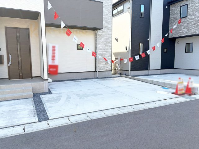 我孫子市青山台10期　新築戸建て　3号棟の駐車場|カースペースは2台お停めいただけます♪