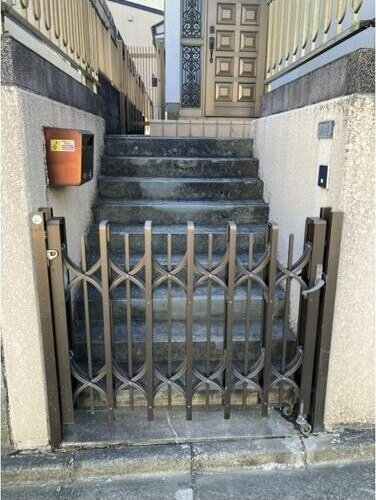 大田区南千束1丁目貸家のエントランス