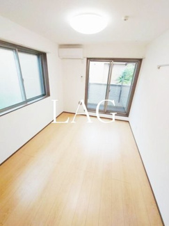 【居間・リビング】 | サントノレ | 洋室のお部屋です。