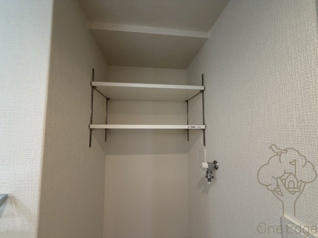 ファーストフィオーレ塚本ウェルビングの洗面所