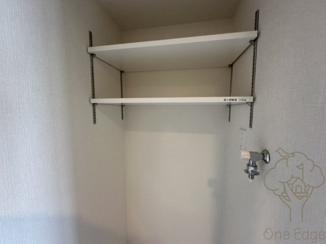 ファーストフィオーレ塚本ウェルビングの洗面所