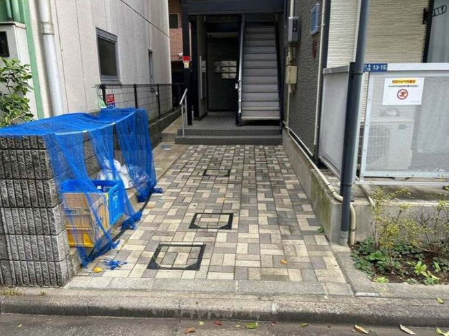 【エントランス】レオパレス三ヶ田