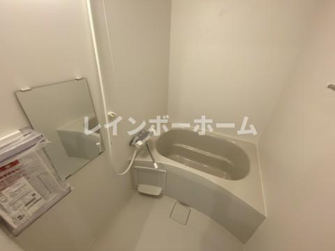 ジーメゾン豊春の浴室