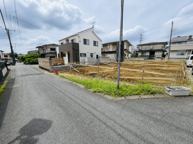 佐倉市井野Ⅴの前面道路含む現地写真|8月17日撮影