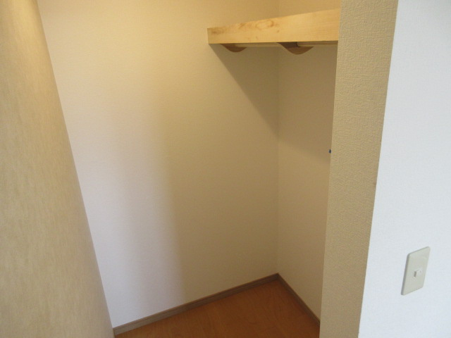 トレイブルックY館の収納