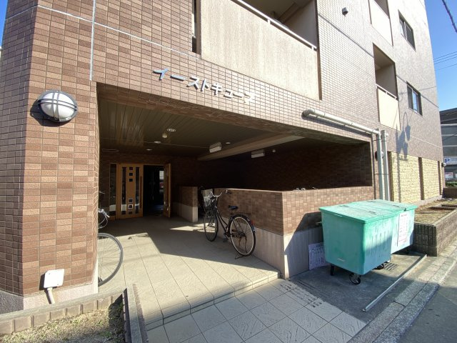 【エントランス】 | イーストキューブ