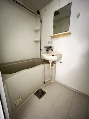 バス