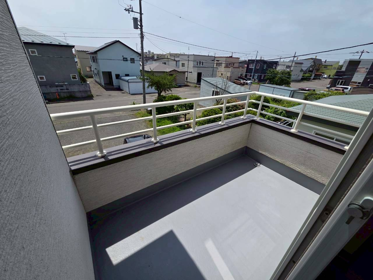 鳥取北4丁目　中古住宅のバルコニー