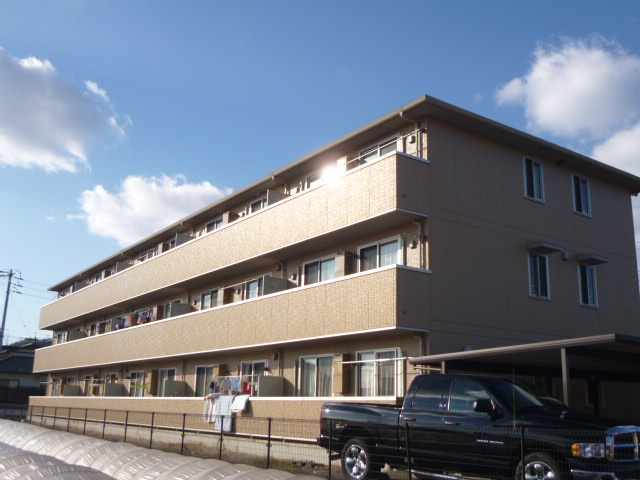 倉敷市福田町浦田のアパートの外観