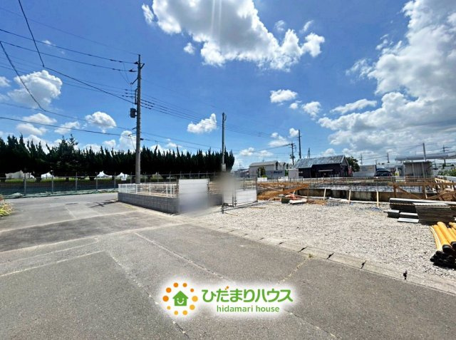 古河下辺見第７　新築一戸建て　01　リーブルガーデンの前面道路含む現地写真|2026/08/07　撮影