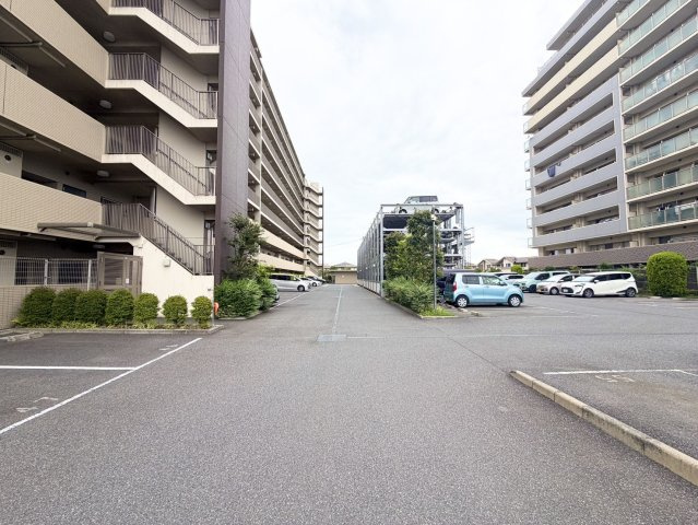 中古マンション【デュオTXみらい】の駐車場