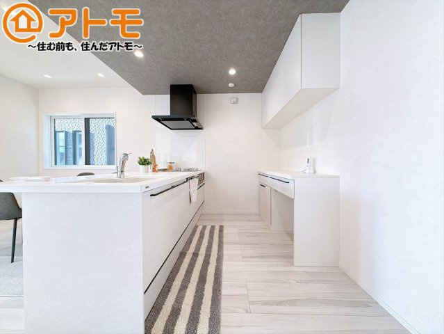 【キッチン】 | 三島市長伏　新築一戸建て　1号棟 | 設備充実♪お手入れらくらく♪収納豊富♪使い勝手の良いキッチンです！