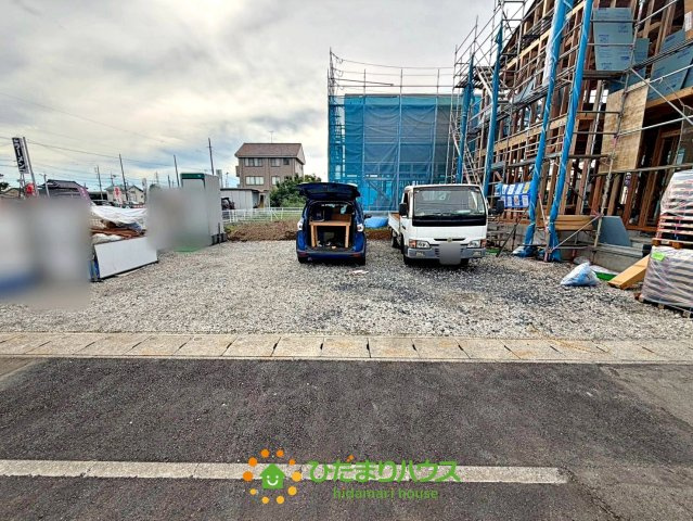 古河下辺見第７　新築一戸建て　02　リーブルガーデンの駐車場|2026/08/07　撮影