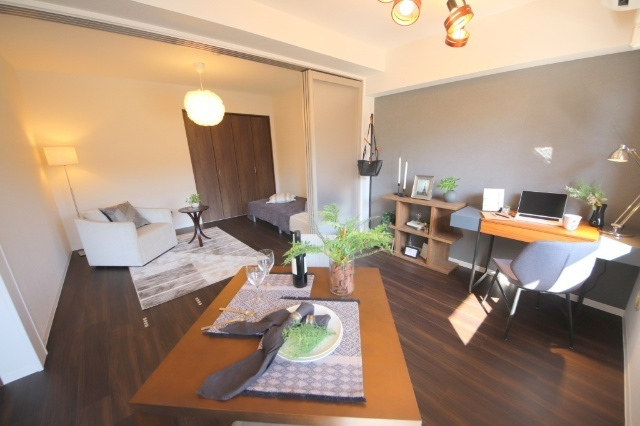 ベルアンジュ奈良の居間・リビング