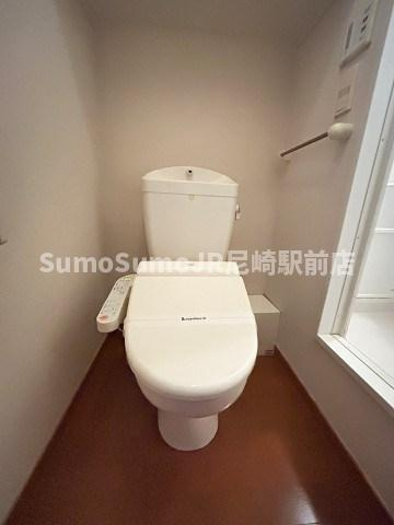 レオパレスSAKABEⅡのトイレ|シンプルで使いやすいトイレです
