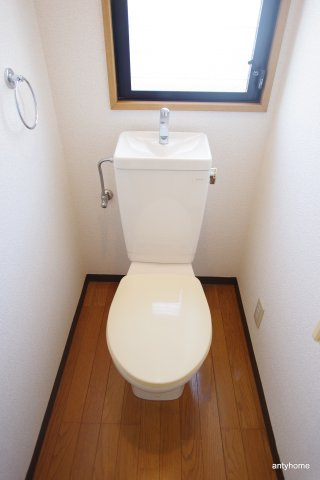 エルミタージュ　仲介手数料無料のトイレ
