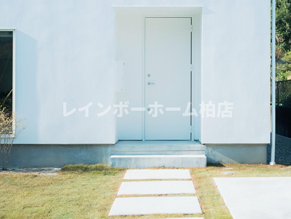 【仲介手数料：50％OFF】対象物件！のエントランス|同施工。参考写真。