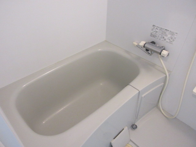 LUCRASの浴室