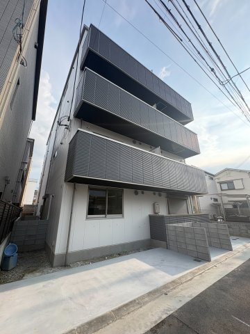 シナジー茨木の駐車場