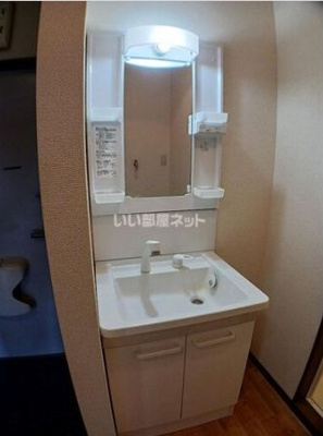  | シャンデパン