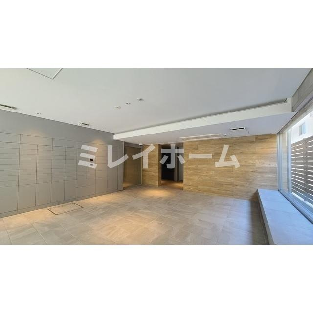 ラティエラ大森西のロビー