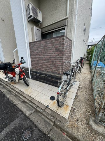 MYUⅤ(エムワイユーファイブ)　名古屋市賃貸　仲介手数料無料の駐車場