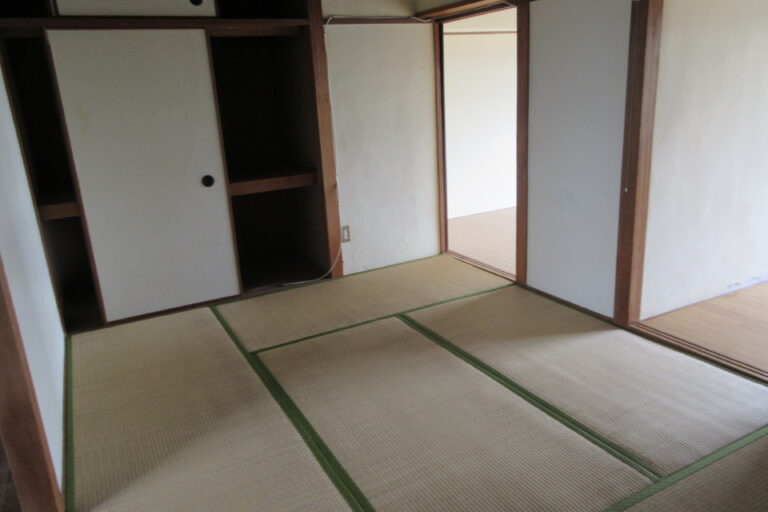 原マンションの和室