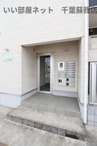 メゾン・リシュエのエントランス|安心オートロック付き♪