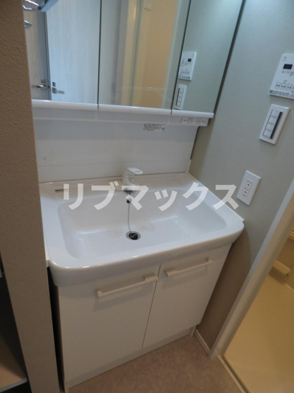 【洗面所】クレインメゾン新川通 
