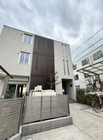 アベニール川口