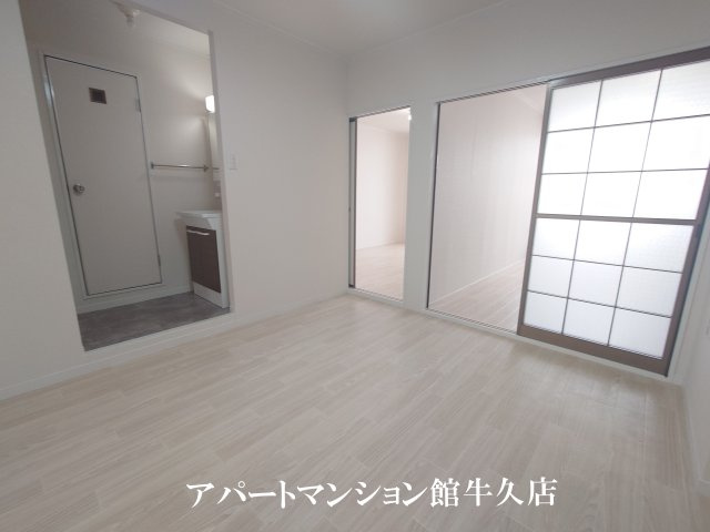 セジュール三松の居間・リビング