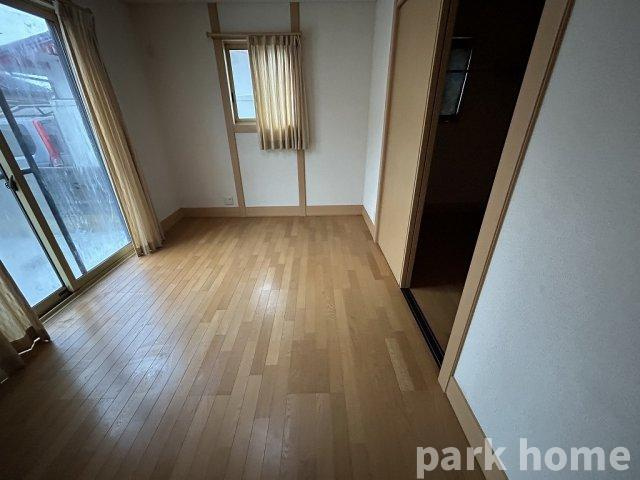 介良貸家の洋室|使い勝手のいい洋室です