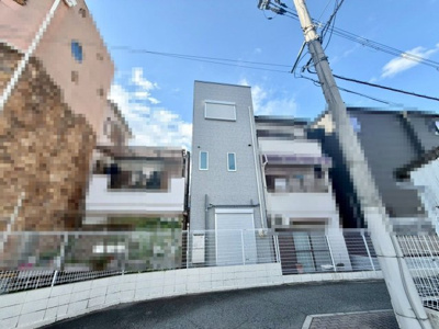 【外観】 | 北花田町２丁　新築戸建 | 全居室収納有りますので、収納場所に困らず綺麗な室内をたもてますね！