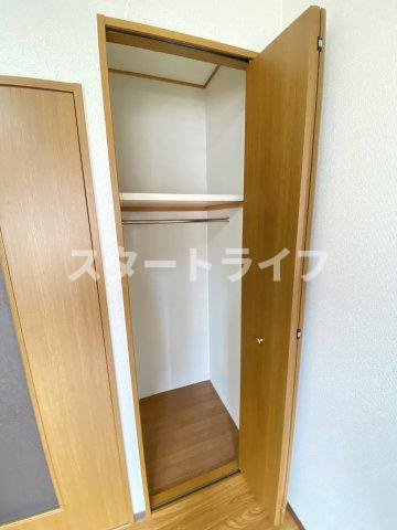 大阪市淀川区新高５丁目の賃貸マンションの収納