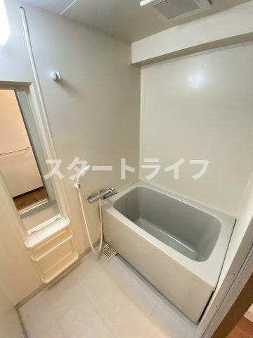 大阪市淀川区新高５丁目の賃貸マンションの浴室