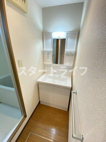 大阪市淀川区新高５丁目の賃貸マンションの洗面所