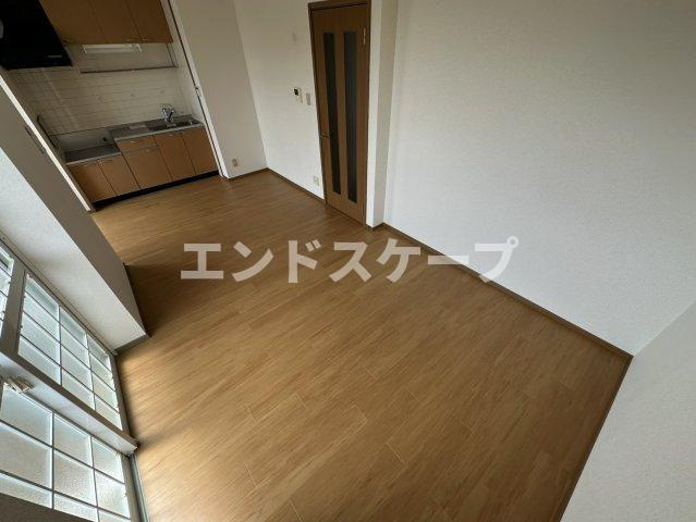 ソレアードＣの居間・リビング|高崎、前橋のお部屋探しはエンドスケープまで！お客様の理想お聞かせ下さい♪