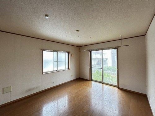 【洋室】 | 大磯町国府本郷　中古一戸建て | 大磯町国府本郷　中古一戸建て