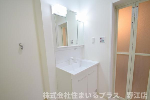 クリエオーレ諸口Ⅱの洗面所
