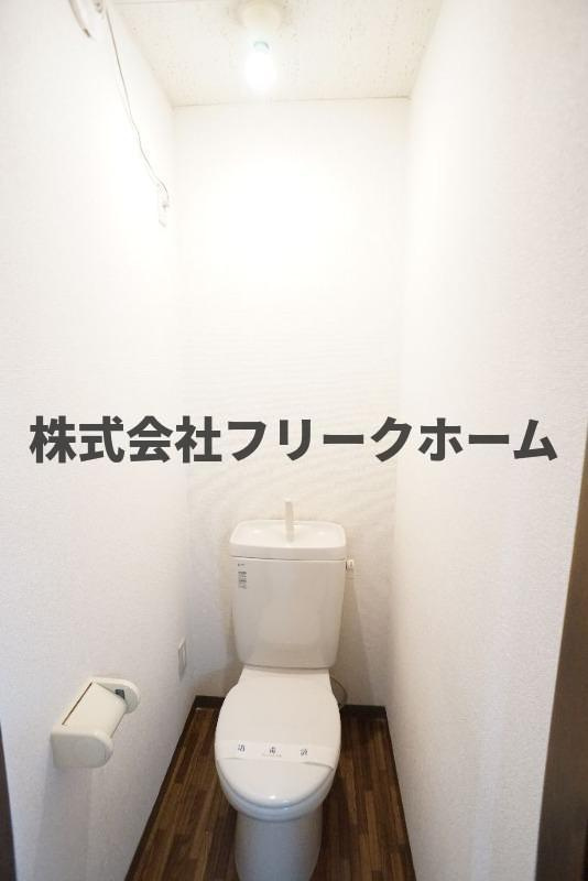 武蔵野市吉祥寺東町１丁目のアパートのトイレ