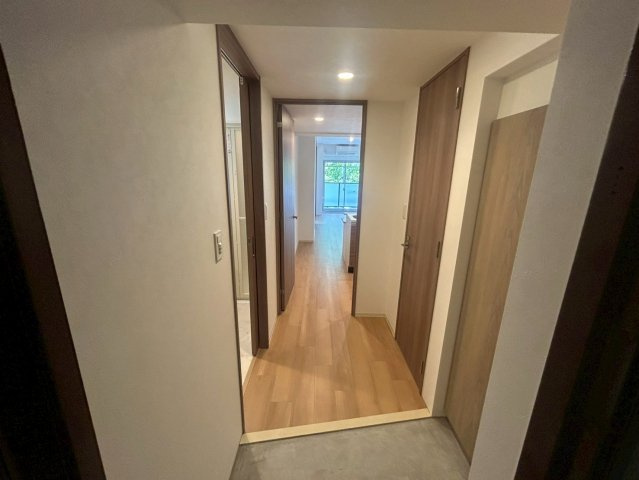 vita荒本の玄関